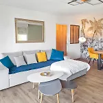 Appartement T3 Cosy à Avec Terrasse, Piscine&parking *