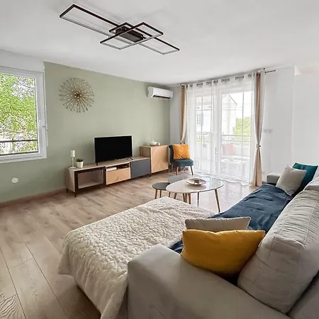 T3 Cosy A Avec Terrasse, Piscine & Parking Apartmán *