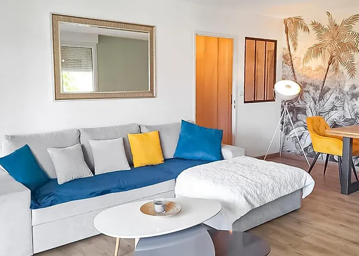 Apartment T3 Cosy A Avec Terrasse, Piscine & Parking *